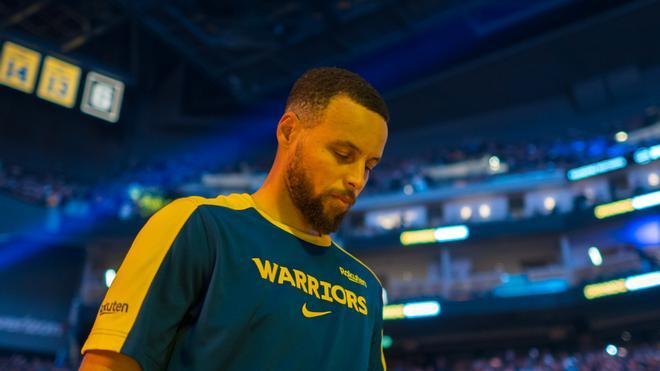 Alarma en los Warriors! Stephen Curry, lesionado